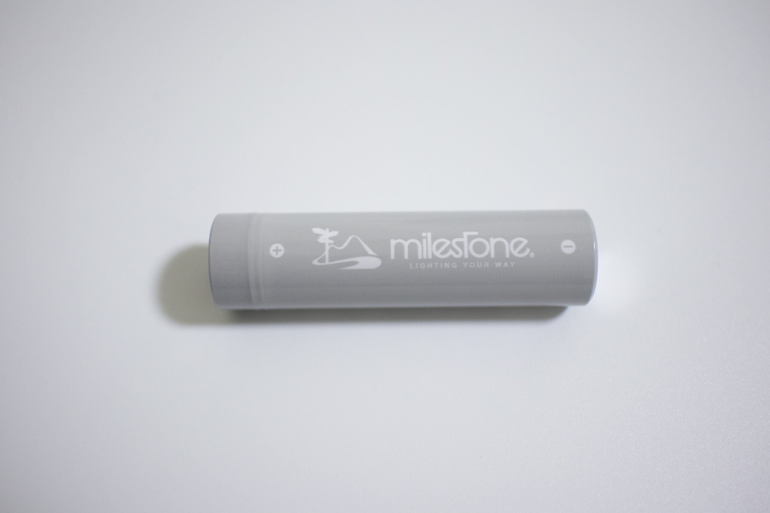 Milestone MS-LB3 Smart Mobile Battery-01